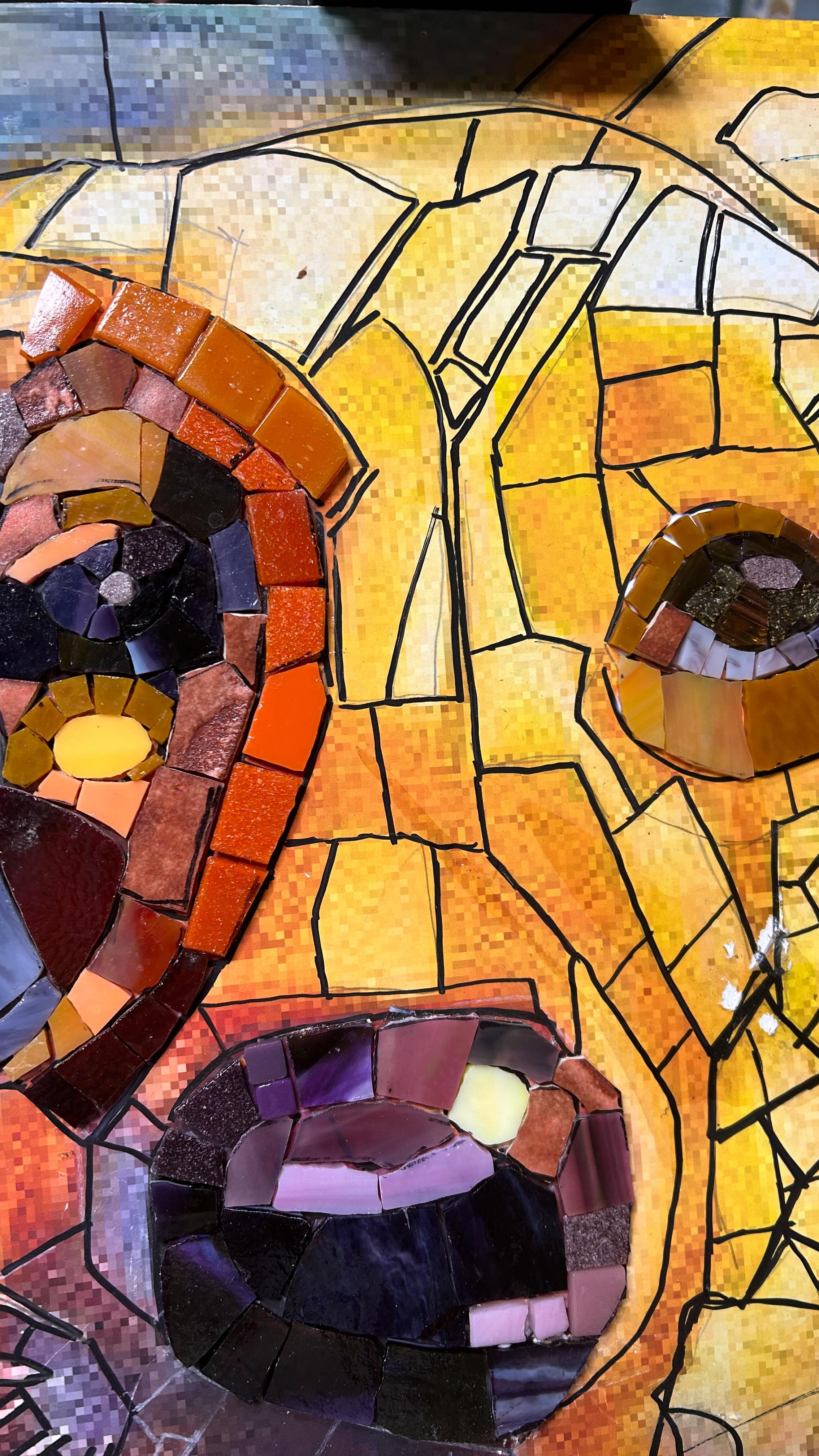 Work in progress…made a little adjustment to the eye 👁️ can you tell?
#wipwednesday #mosaicosdecorativos #mosaicosartesanales #mosaics #trusttheprocess #artist #mosaicsbymima #learning