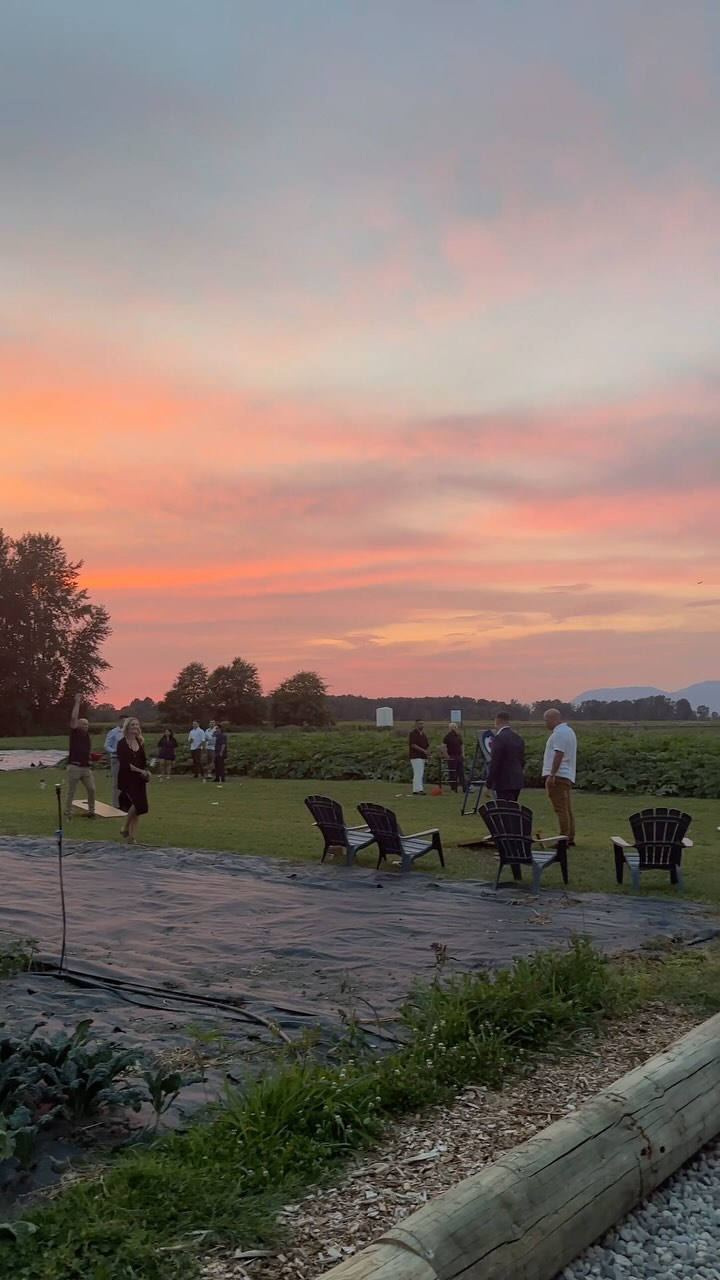 Casual farm wedding 🌾
A&B’s beautiful day didn’t follow a set timeline as they wanted a laid-back wedding. Their unique venue was located on farm land complete with fun lawn games, free roaming animals, fresh produce, food trucks and so much more. The lively couple and their guests filled the dance floor and kept the party going from start to finish not wanting this night to end, so we kept it going past schedule!
Congratulations @aimeefenton__ & Brian - August 5, 2023 💍
Venue - @schoolhouse_farm
Food trucks - @steamworksbeer @rainorshineyvr
DJ - @requestdjservices
#farmwedding #deltawedding #yvrwedding #vancouverwedding #farmweddingvenue #weddingdj #vancouverdj #vanwedding #vancouverweddingdj #bcweddings