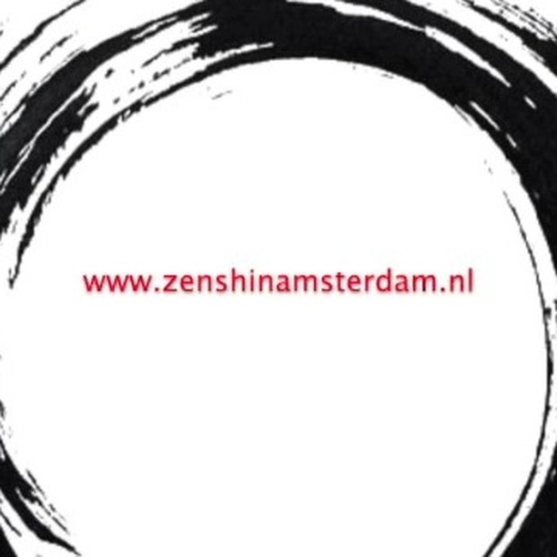 Aikido training doesn't use many words: we watch what the sensei does, and copy it. Aikido is a meditation for the mind and the body. #aikido #amsterdam #martialarts #meditation