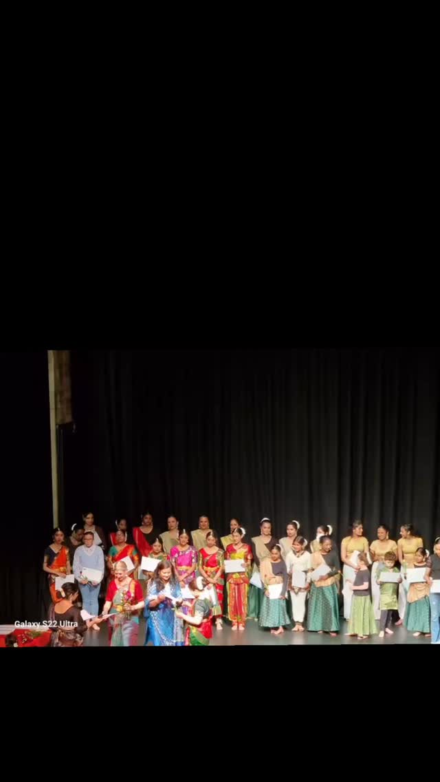 ✨ What a special night we had on Sunday. Our hearts are still full of pure joy.
✨ Theiyā Arts students demonstrated so much dedication and hard work and they were so so lovely to be around backstage that it was truly heartwarming.
🙏🏼 We wanted to take a moment to say a HUGE THANK YOU to all of the Theiyā family who came together to make this evening such a special celebration:
@dancing_coffee_addict you are the best stage management we could ask for, your dedication to make that each of our students have everything that they needed before going on stay is almost as good as your commitment to making the dance floor pristine.
@pete.searle is not only making us look amazing with his magic lights but this time he was also the saviour (once again) sorting out all tech emergencies arising!
@ashviv3069 @manjari_pinky and Supta thank you so much for supporting us with communications as well as providing the certifications to celebrate each student.
Our amazing volunteers, what would we be without you? @nyx.ria004 @absolutekilljoy @mitryshapatel @thula.13_prii @yash_pk782 Emika and Slesha …. The children had a wonderful time and it is down to the care that you provided backstage!
📸 A special mention to @itsthekey_ who has been taking our photos since our very first ever student show! You are amazing and always manage to take photos in any corner of the venue available!
Now its time to focus on our upcoming shows and workshops, June is a busy busy month! Stay tuned for all the information!
Meanwhile, a few happy backstage photos of Sunday to keep the spirits going strong ❤️
#theiyaarts #theiyaartsdancecollective #dance #southasiandance #indiandanceinscotland #whatsonedinburgh #edinburghperformance #dancelife #kathak #bharatanatyam #kandyandance #performance #backatage #family #love
