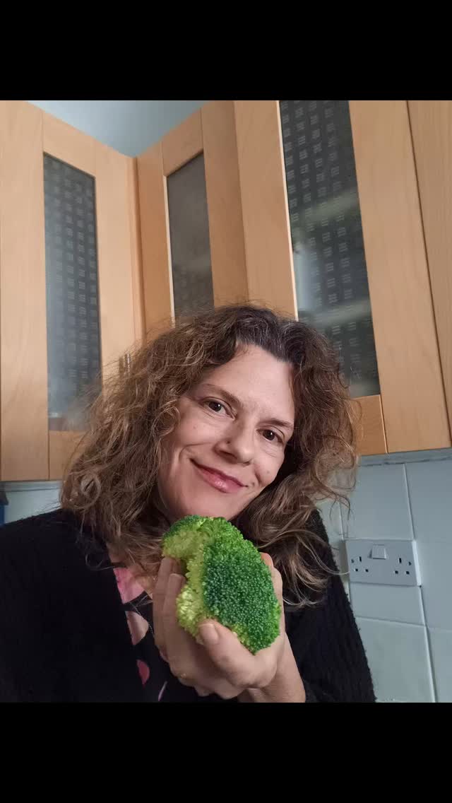 MAKE 🥦 MORE BIOACTIVE 💥🥦😊
You can increase the bioactive compounds in broccoli by chopping it and leaving it to sit for 40 minutes.
This is a fantastic tip to use if you want mega impact from this vegetable. The same goes for other cruciferous vegetables.
Chopping or chewing activates an enzyme called myrosinase. This releases the bioactive compounds that provide us with the health benefits.
Here are some other tips:
Buy the vegetable whole rather than already chopped. As extended storage may reduce active compounds.
Buy the vegetables when in season to avoid nutrient loss.
Cook them lightly, such as steaming to preserve the nutrients.
Mixing broccoli with crushed mustard seeds may increase the bioactive.
Having healthy gut bacteria may also release the bioactive compounds!
Will you leave your chopped broccoli 🥦 to wait for 40 minutes?
Follow me for more nutrition tips.
#NutritionTips #HowToPrepareBroccoli #BioactiveBroccoli #AntioxidantRich #GutHealthMatters #BroccoliTips
#GutHealthNutritionist #WorkWithYourGut #GutHealthMatters
