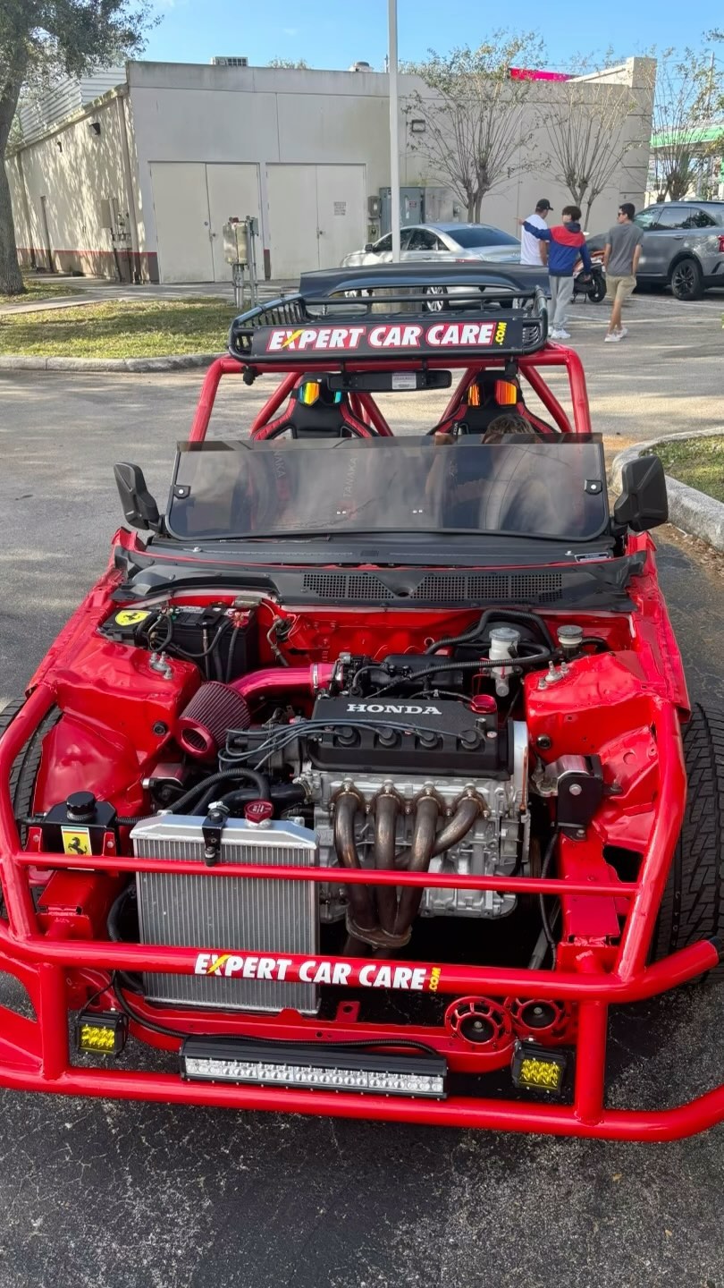 Visited @orlandocarsandcoffee with my son on Sunday. Saw few really nice cars and great people.
#orlando #carmeet #carsandcoffee