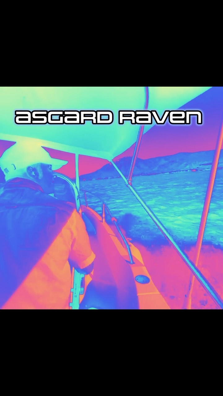 #tranquility #outnow 🎸
Link in bio
#newmusic #musica #music #indierock #britpop #shoegaze #original #musician #music