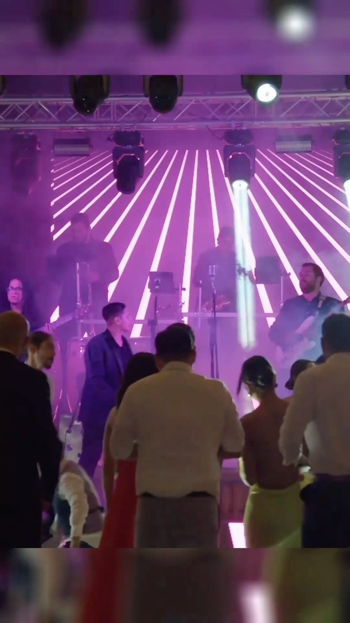 Canta con nosotros tus éxitos favoritos 🤩
.
.
.
Pregunta por nuestras fechas disponibles 🙌🏻