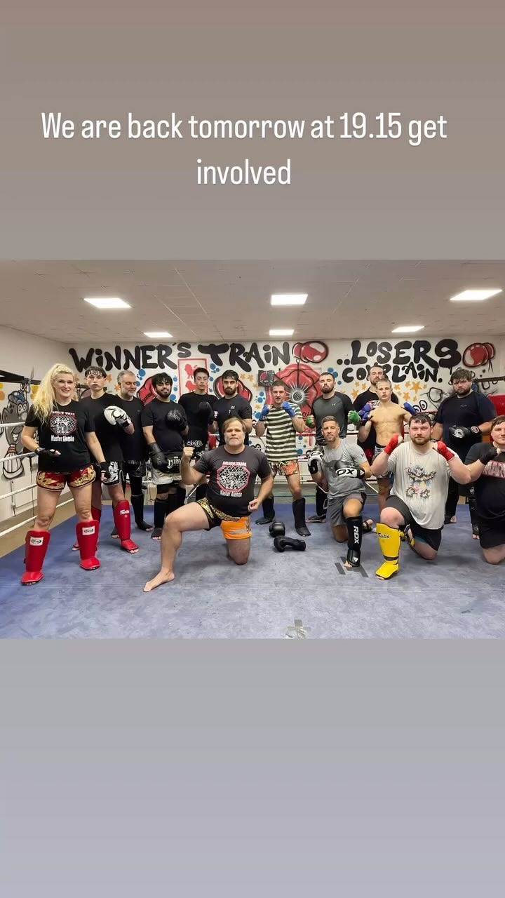 We are back first class of the year !
if you are around Fareham or gosport get involved
✅lose weight
✅boost your Fitness
✅enhance your confidence
✅learn self Defense
✅friendly environment
✅world class Instructors
✅fully equipped Boxing Gym #gosport #muaythaithailand #fareham #muaythai #tffmuaythai #muaythailifestyle #muaythaitraining #muaythaitraining #muaythailife #muaythaigirls #muaythaiuk
In a single class of Muay Thai you can lose 800 calories so what are you waiting for