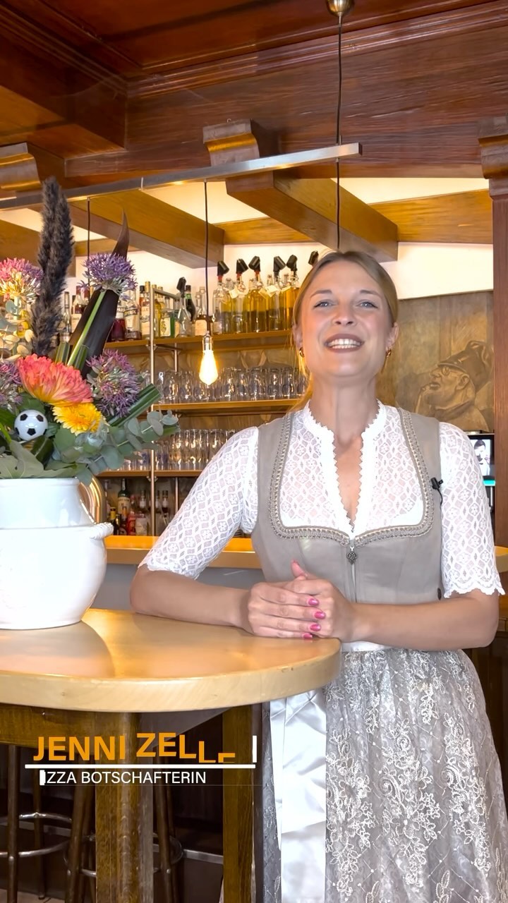 Tauche ein in die Welt des Wurstbendels, unserem Ursprung und Inspirationsquelle für die Brizza! 🔍
Wart ihr schon mal im Wurstbendel? Dann schreibts in die Kommentare!
@wurstbendel_aschaffenburg 🍕🥨
#Brizza #Wurstbendel #Aschaffenburg #Gründen #Startup #Pizza # Brezel #Lecker #Gründer #FemaleStartup #Bayern #Restaurant #FoodStartup #Local