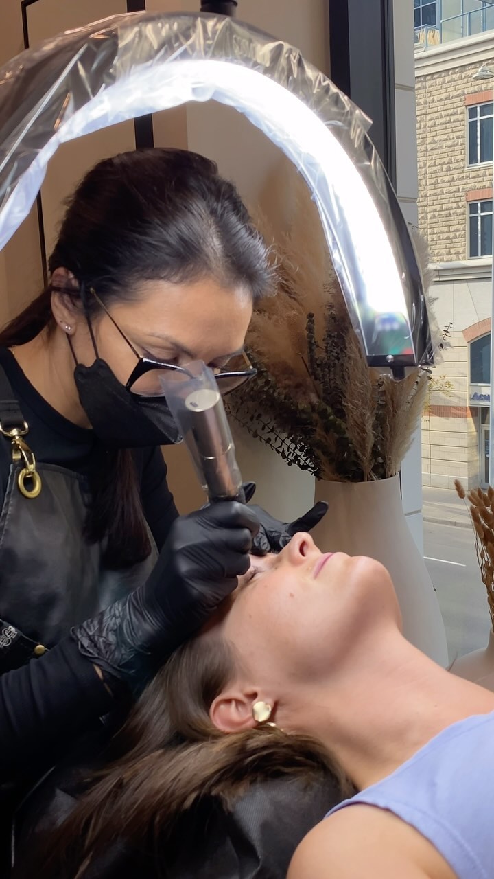 ‼️ NEW SERVICE ALERT ‼️
Now offering NANO BROWS 🙌
Intro pricing available for a limited number of clients
Booking Link in Bio 💕
.
.
.
.
.
.
.
.
.
.
.
.
.
.
.
.
.
#northvancouver #westvancouver #lowerlonsdale #shipyarddistrict #vancouverbeauty #northvanmoms #westvanmoms #lowerlonsdaleliving #northvanlife #northvanbeauty