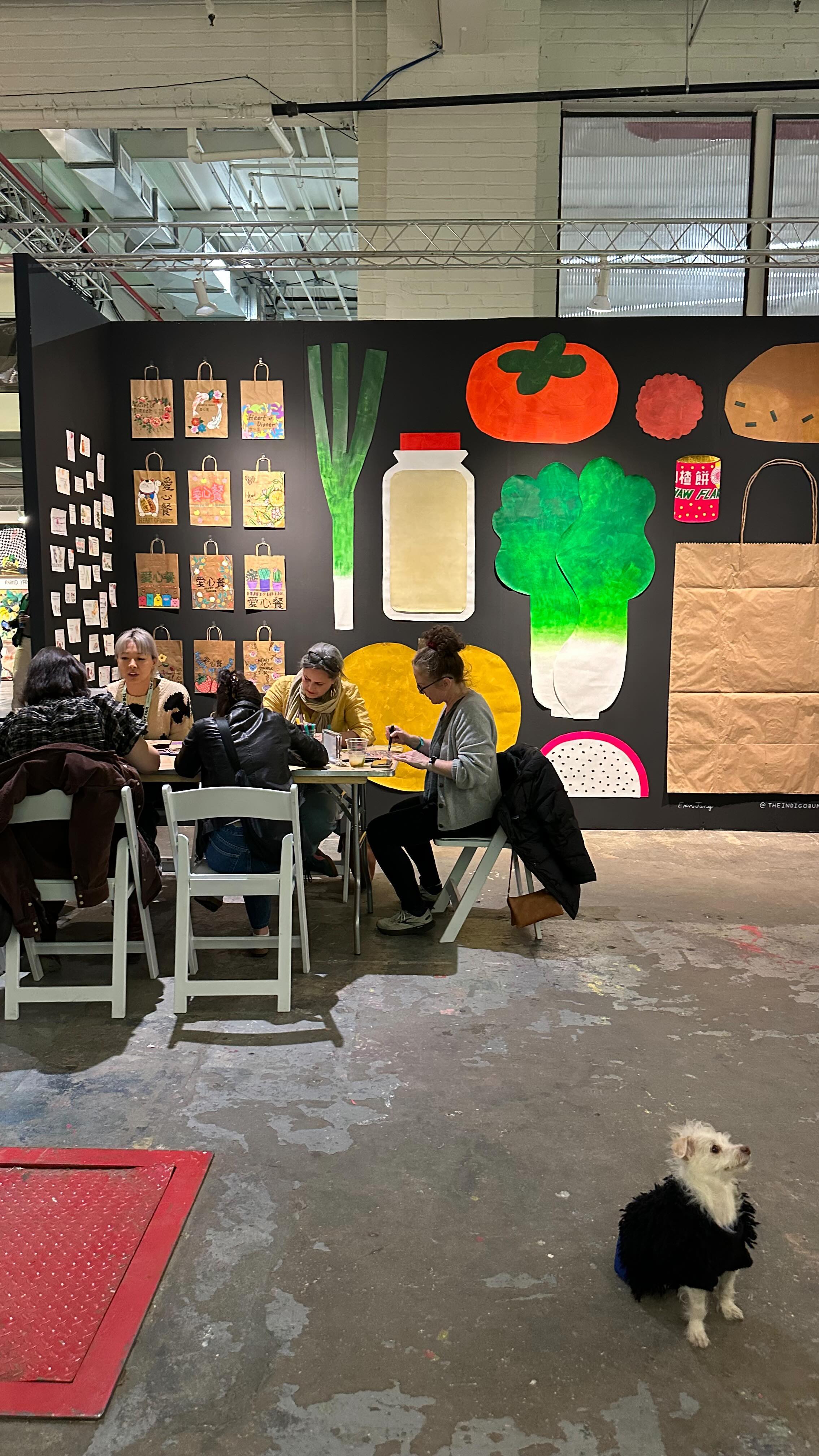 🎉 WE’RE BACK at @theotherartfair in Brooklyn & it’s OPENING NIGHT right now! 🎉
Join us at @zerospace from October 17-20, 2024, where Heart of Dinner is once again a proud community partner of this amazing art fair presented by @saatchiart! Walk with us as we explore a tiny glimpse of over 120+ independent artists and see some incredible installations—including our very own booth where you can dive into a fun & creative experience with us!
We’re beyond grateful to have the uber-talented and brilliant artist @theindigobunting, Erin Jang, return to showcase her breathtaking GIANT mural, highlighting our mission in such a moving way. Plus, Erin has designed an exclusive limited-edition print titled Gyeoul (겨울), inspired by the warmth of sharing food during the winter months. 💛 The prints were made by our friends at @luckyrisograph, whose incredible printing services brought Erin’s vision to life.
This beautiful 5-color risograph print will be available for $65, and we’re so proud to say that 100% of the proceeds will go directly to Heart of Dinner to continue nourishing our community.
Swing by to grab a print, decorate bags, or soak in all the love that was poured into our corner! We can’t wait to for you to experience our booth!
📍Fair Hours:
Thursday 6 – 10 PM
Friday 5 – 10 PM
Saturday 11 AM – 7 PM
Sunday 11 AM – 6 PM
And don’t forget to snap a selfie with Erin’s stunning mural and tag us @heartofdinner to help spread the love! ❤️
Please use code ARTSCENE20 for 20% entry tickets
#HeartofDinner #BagDecorating #NourishingWithLove #TheOtherArtFair