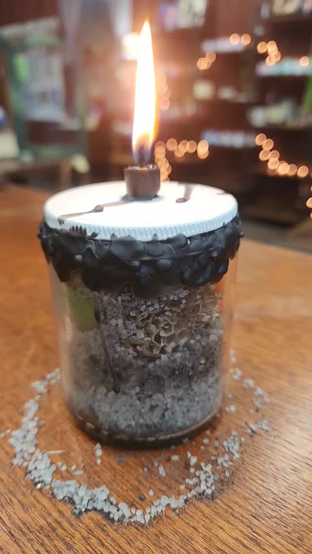 Come for the crochet chickens, stay for the curse jars 😉
#AzilasCauldron #metaphysicalshop #witchcraftshop #witchyshop #humboldtcounty #witchyvibes #spellwork #spelljar