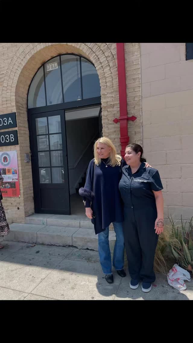 One of the things that made my preview performance of HOOLIGANI so special was the attendance of Dr. Lois Lee & her staff who founded and operates the legendary organization CHILDREN OF THE NIGHT that rescues kids from lives of prostitution and lead new lives!