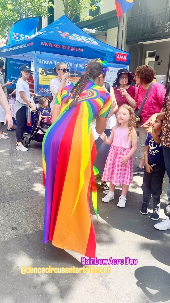 🌈 Watch the magic unfold as our Rainbow Acro Dancing Duo brings color, acrobatics, and joy to life! ✨ From swirling ribbons to gravity-defying moves, they’re here to spread smiles and inspire the little ones. 🎉💕 Catch the wonder, catch the fun – perfect for all ages! 🌈 #AcroDuo #RainbowRibbons #InteractiveMagic #FamilyEntertainment #EventMagic Thank you for having us @cityofsydney and @enhancentertainment