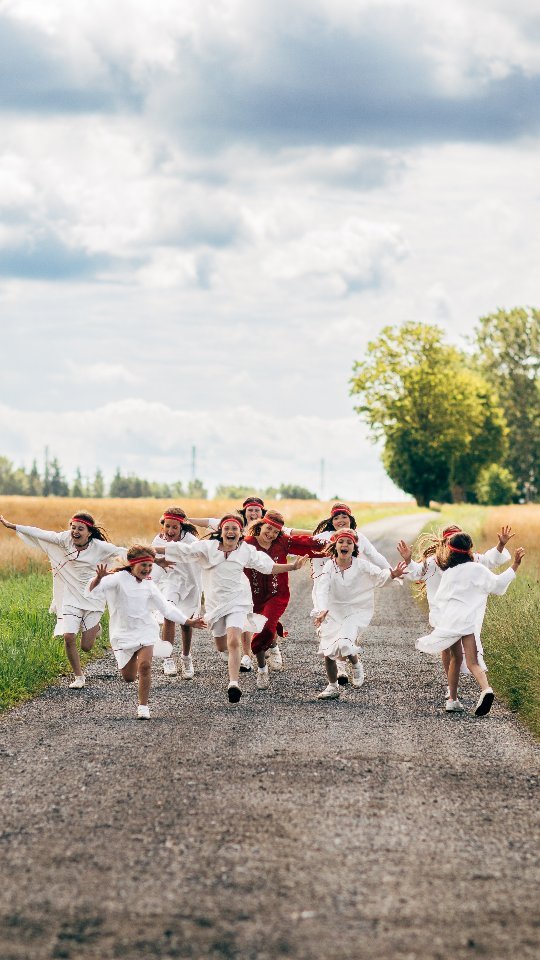 ♥️ NEW GENERATION DANCE ♥️
🎥 Dear friends, I’m absolutely thrilled to share my latest video project for the incredibly talented Ukrainian choreographers and dancers behind the "New Generation Dance" collective @ng_dance_denmark 🩰
💃Svitlana @svetik_rdf, 🕺Max @ngd_space, and 👯Nikole @ccolie06 — who are renowned dance teachers with 23 years of experience — were forced to leave their homeland after the Russian invasion. But here in Denmark, they’ve continued to chase their dreams with unwavering determination 💪
🔥 Now, they’re bringing their passion to life with a brand new dance studio opening on September 1st in Nørrebro, Copenhagen! 🇩🇰
🙏I had the absolute honor of creating this video for them, and I can't emphasize enough how impressed I was by their dedication and professionalism. The way they connect with the kids and bring out the best in each young dancer is truly inspiring: they are not only masters of their craft but also incredibly patient, supportive, and clear in their guidance 🥰
👁️🗨️ Please take a moment to enjoy this beautiful video — I’m confident it will leave you as inspired as I am. Their journey is a testament to resilience and the power of following your passion, no matter the obstacles 🇺🇦
__________________________
🩰 New Generation Dance: @ngd_space
🎤Soundtrack: "Teresa and Maria" by @thejerryheil & @alyona.alyona.official
▪︎
▪︎
▪︎
▪︎
#newgenerationdance #ukrainiandancers #ukrainiansindenmark #copenhagenvideographer #copenhagendance #teresamaria #copenhagenvideoproduction #denmarkvideography #filmmakingindenmark #elenabelevantseva #creativeindenmark