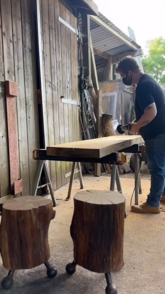 Im currently working on a bench for a private commission and I'll reveal more on this project as it elevates in progress ๐ชต
If you're interested in a private commission for your home or business, please contact me.
Dave ๐
- Cutler Aesthetics
#sculpture #art #dorset #design #dorsetartweeks #nature #sculptures #sculptureart