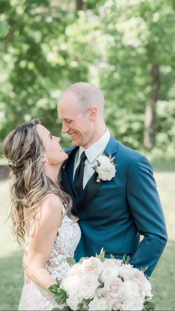 Our property offers a variety of stunning backdrops for your day of photos, from lush greenery to sunset lakeside views.
Venue: @ridgelakegeneva
Photographer: @thekeelcollective
Planner: @weddingswithatwist
DJ: @davidcharlespro
Florals: @petals_n_bloom
Hair & Makeup: @carlinibridal
Dessert: @crumblcookies
#DestinationGN #destinationwedding #lakegenevaweddings #lakeside #lakecomo