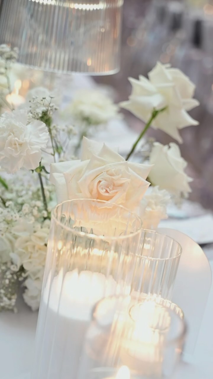 🌸 Beyond just beautiful bouquets, our Houston-based florists bring your wedding vision to life! From expert flower arrangement and venue décor to personalized floral designs, we handle every detail so you can enjoy your special day stress-free. Discover the hidden advantages of hiring a professional florist for your wedding or event. #HoustonFlorist #WeddingFloristHouston #HoustonWeddings #BridalFlowers #EventDecorHouston #HoustonBrides #WeddingPlanning