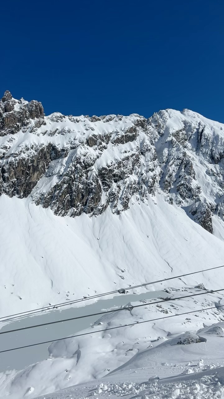 ‼️‼️den ganzen Morgen gehen schon Lawinen ab und Steinschläge ‼️‼️
