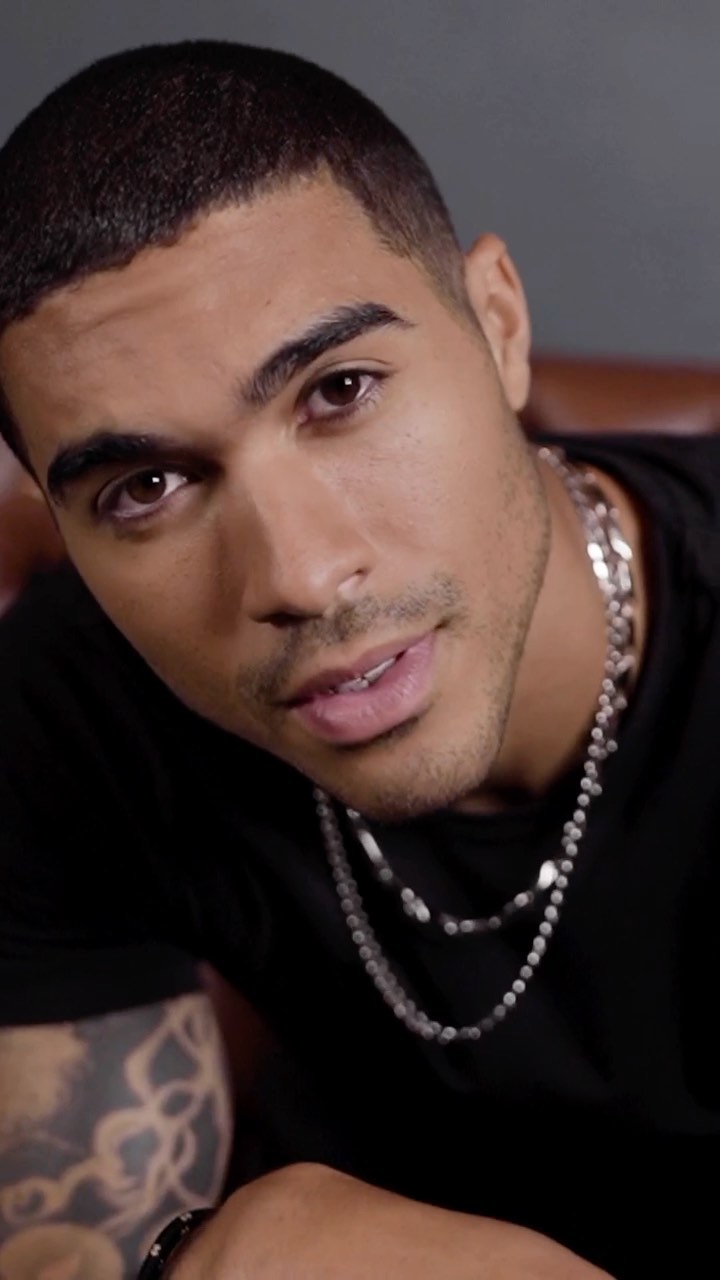 It’s time to update your style with #FredBennett 👀
We have a range of pieces and styles so that you can find what works best for you! ❤️🔥
Visit our website to find your nearest stockist, link in bio!
#WearingFredBennett