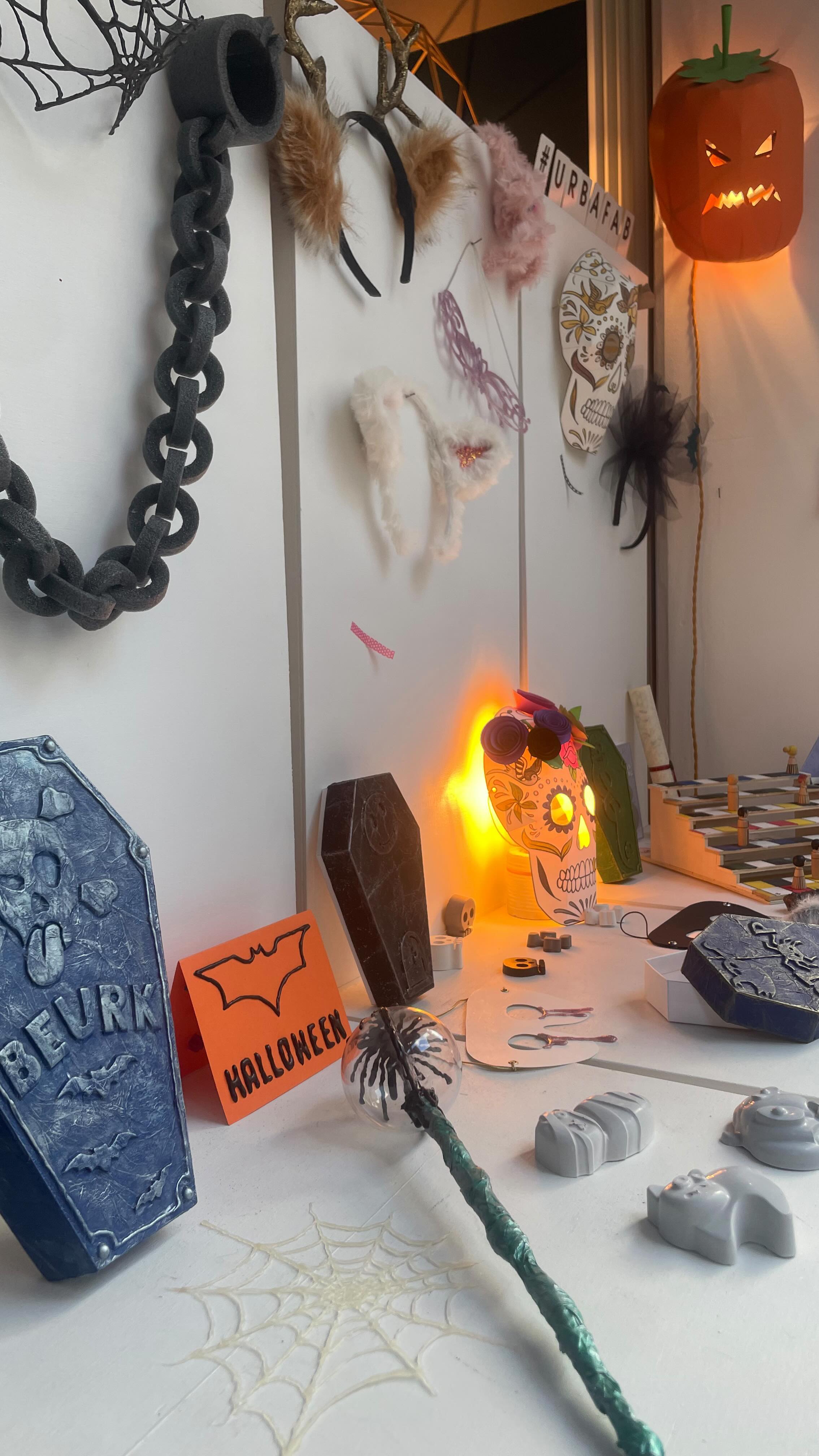 Working progress 🤩
les fantômes sont bientôt terminés 👻
.
#urbafab #atelierurbafab #halloween #stage #atelierscreatifs #kids #fantome #loisircreatif #pourtoi #anniversaire #ghost #atelierenfant #creationenfant #marseillehalloween