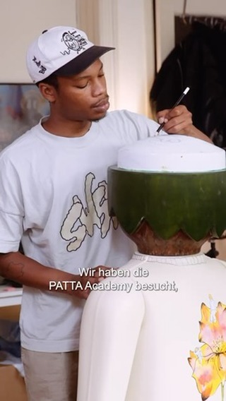 We’re excited to share that two talented students from Patta Academy have collaborated on a special project to celebrate 50 years of @Playmobil. Together, they’ve designed two identical Playmobil figures that represent a shared vision of a safer world for children. These figures aren’t just toys, they are symbols of nature, safety, and the impact that play can have in shaping a brighter future for the next generation. We’re grateful to be part of this meaningful collaboration and to contribute to this amazing project. 🌍💛
#playmobilartproject
#playmobil
#playmobil50