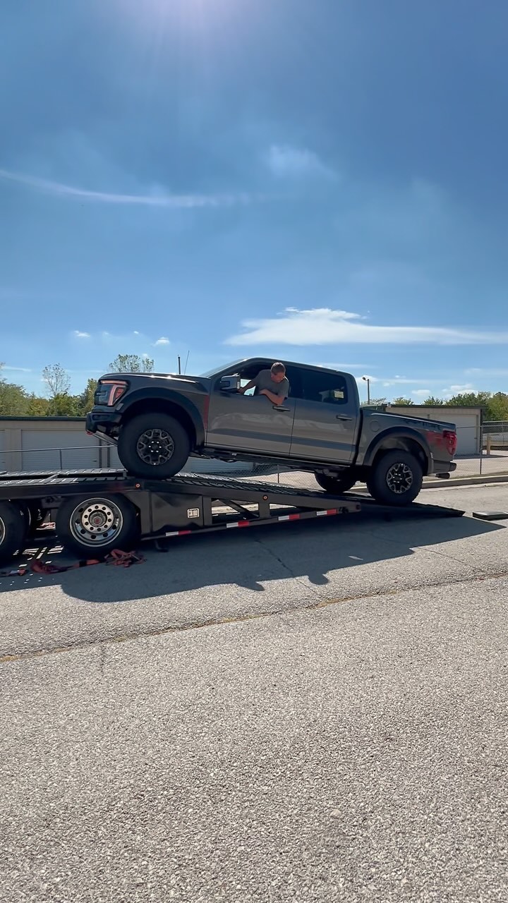 Now Available 2024 Ford F-150 Raptor R // Carbonized Gray Metallic // Only 11 Miles 🇺🇸
.
.
.
#F150Raptor #RaptorR #SuperchargedV8