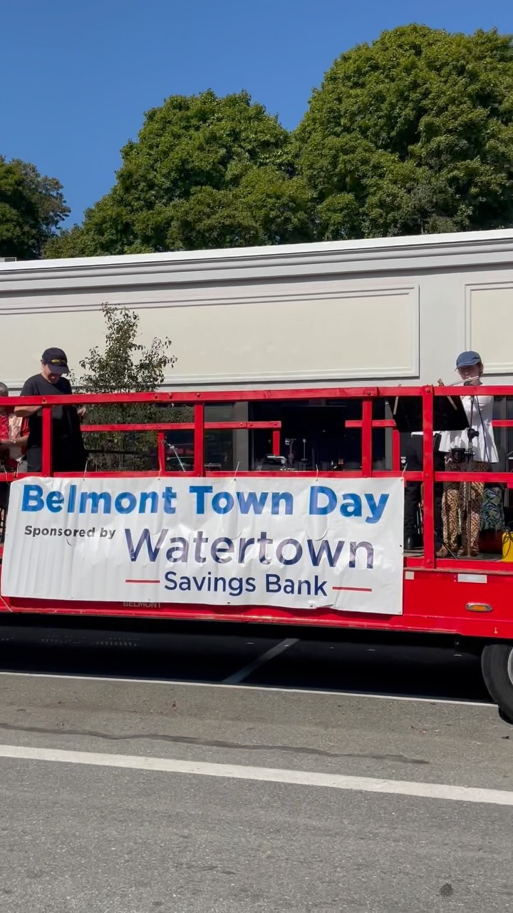 I almost missed the height minimum to perform on the wagon stage but they let me play anyway (just kidding)
What a lovely sunny day at Belmont Town Day last Sunday!