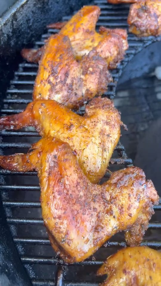 Flexin on the grill 😎🍖
There's nothing like that smooth smokey flavor of a perfectly grilled cut of meat!
#montgomeryskitchen #tampafoodie #tampaeats #tampachef #tampacatering