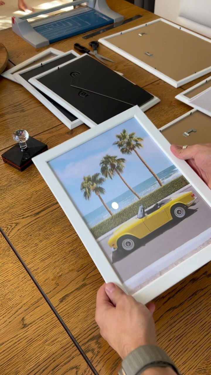 📦✨ Packing up some gorgeous art prints today! Each art print is carefully handled and expertly framed to ensure it arrives in perfect condition, ready to elevate any space. 🌴🚌