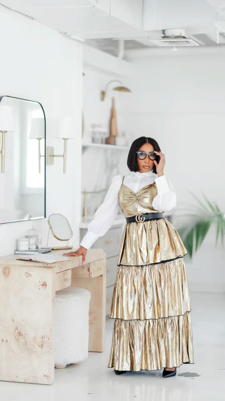 When your client turns one outfit into two ✨ a true fashionista ✨✨
#fashionphotography #fashion #photography #fashionstyle #model #fashionblogger #fashionista #style #fashionmodel #photoshoot #portrait #portraitphotography #fashionphotographer #photooftheday #fashiondesigner #modeling #photographer #beauty #instafashion #fashiongram #instagood #fashionweek #ootd #editorial #fashionable #fashioneditorial #love #instagram #makeup #fashionaddict