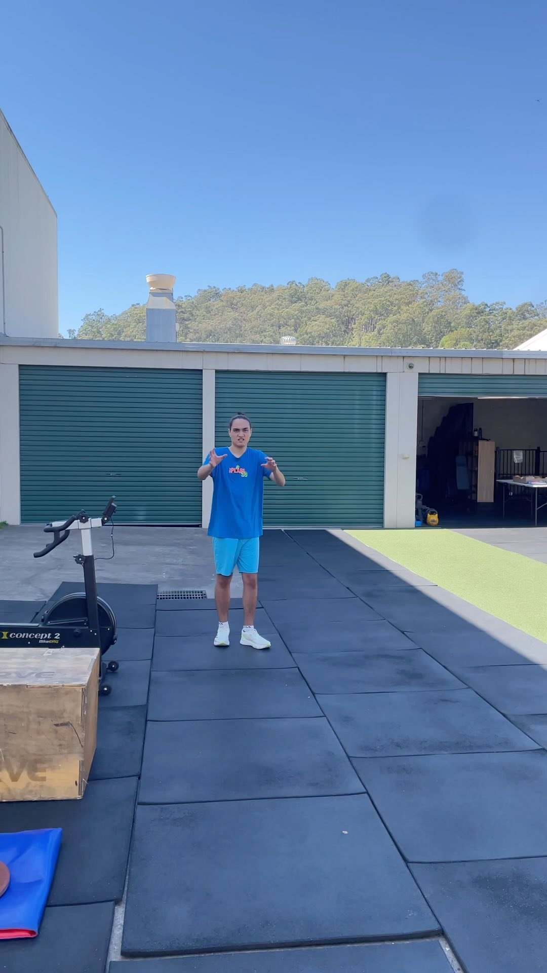 Throwing darts 🎯!
Particularly in child and teenage sporting development, throwing and catching a ball has lots of benefits.
The social aspect of it, the mechanics of throwing, depth and power perception, to the ability to catch with one and both hands, throwing is a staple in a lot of our training 💪
Maui is just getting better and better. As you can see here, because he’s throwing it so well, it makes filming and catching an easy task.
#SeeTheAbility