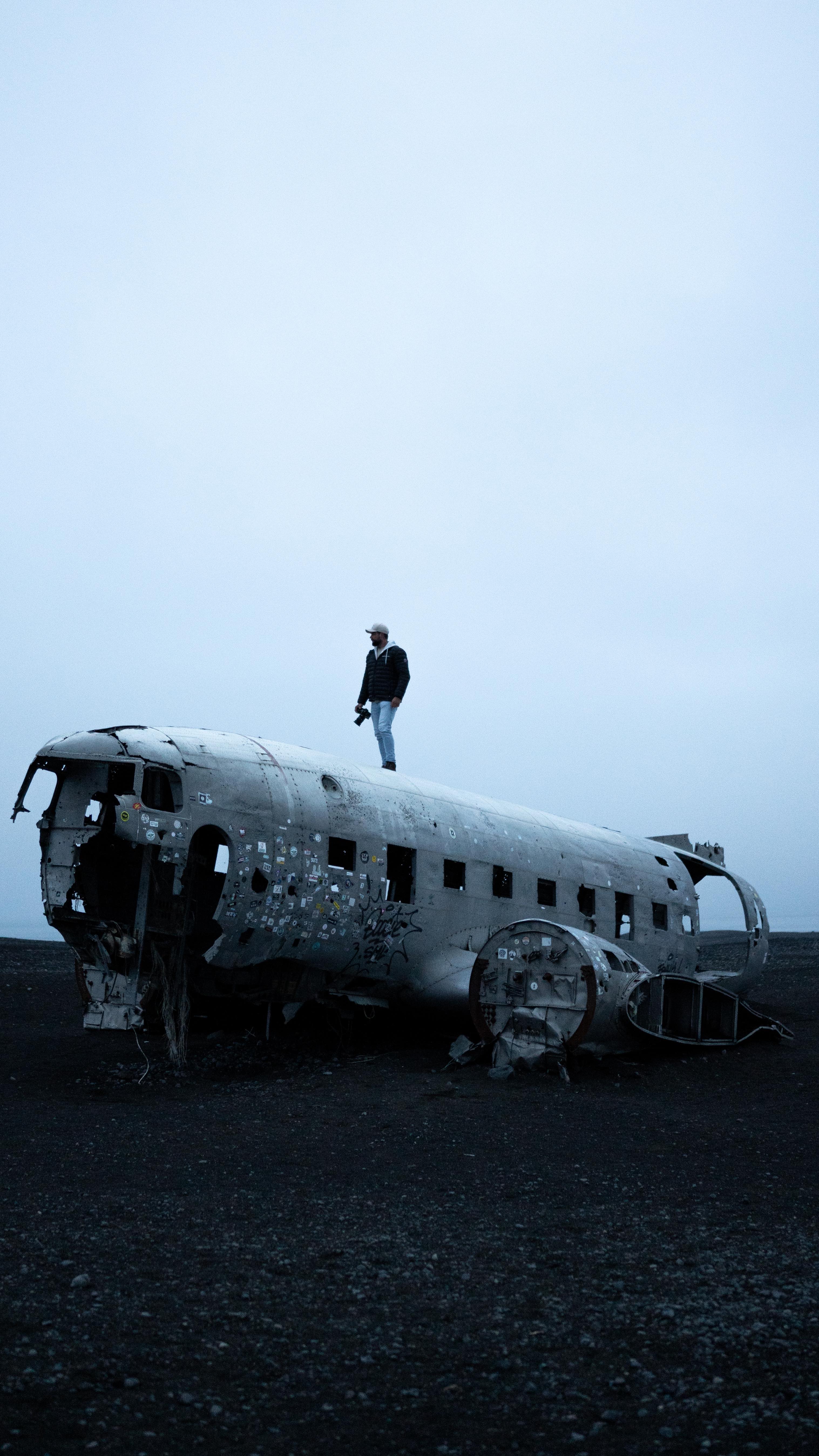 Do you know where this is located?
As an Adventurous Elopement Videographer, I’m always searching for unique spots that tell a story. Just a 30 minute walk from the highway you’ll find this plane wreck on Iceland’s black sand beach. It’s one of those places that takes your breath away. It’s rugged, raw, and undeniably beautiful. It truly feels like you’ve stepped onto the set of a movie.
Pro Tip: This was shot around 1am in June during the summer months of Icelands continuous day light hours. If you want a shot like this you have to do things others aren’t willing to do.
#ElopementVideographer #DestinationWedding #IcelandAdventures #lovestories