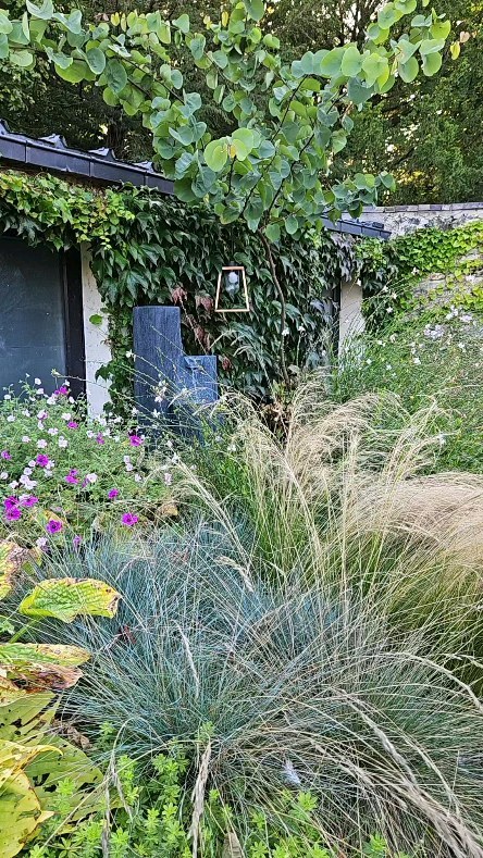 Like no other place to stay #hoteltardif #normandy #luxurytravel #indiansummer #poolwithaview