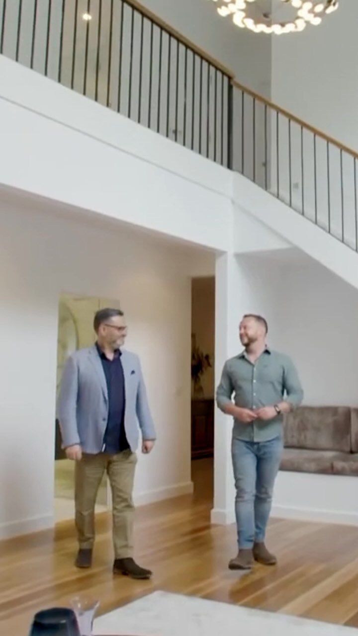 one of our favourite projects to-date 🏠
Explore the luxury living of the renovation of this homes living area, bathroom, laundry and upstairs en-suite 🤝