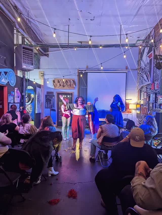 Celebrating a successful 2024 for Triple D: Dungeons, Dragons, and Drag! 🐉🌈🥳 Thanks to EVERYONE who was a part of these shows. From our amazing audience to the stellar performers to, of course, @sinceredrag for hosting these shows with so much heart, humor, and gumption!
Hope you're hungry for more. Join us for "Graves" opening October 25!