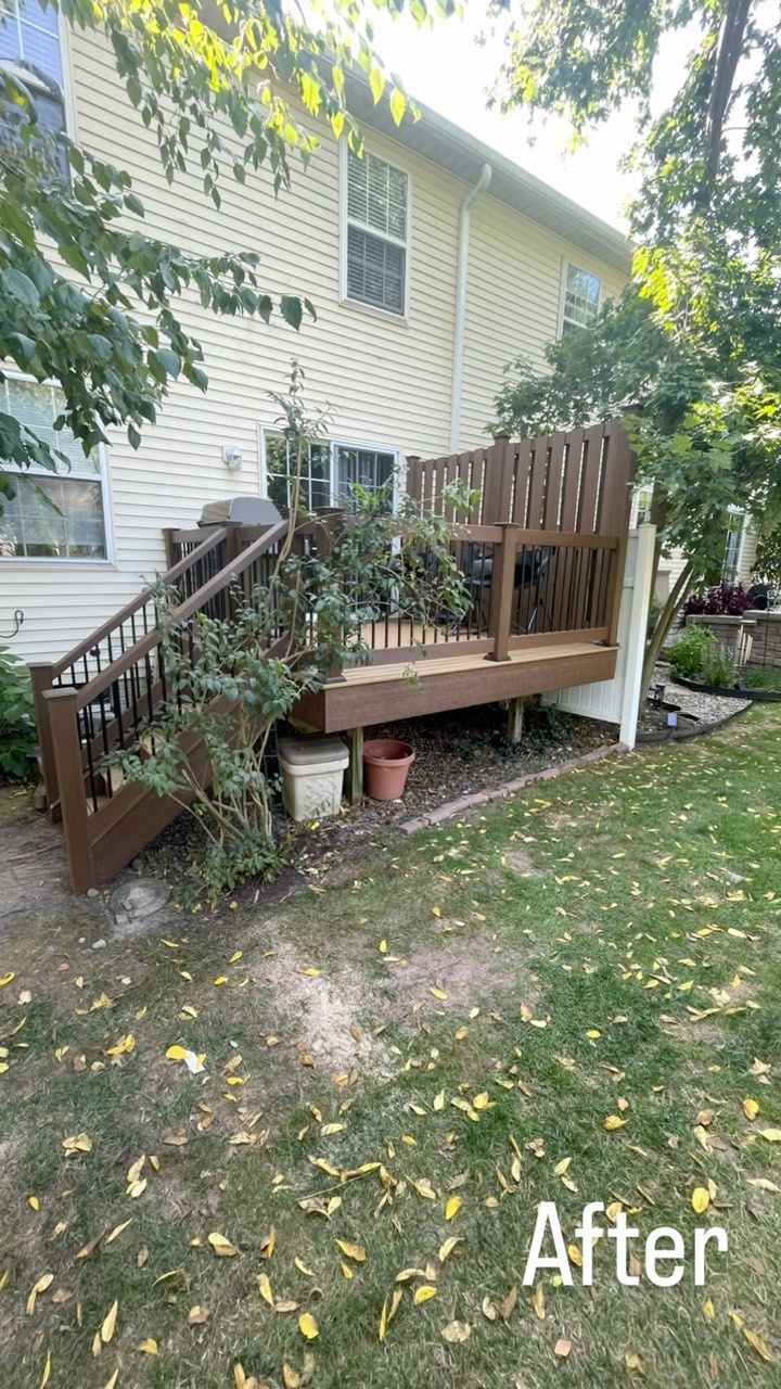 A stunning porch build! Complete with a beautiful privacy wall!