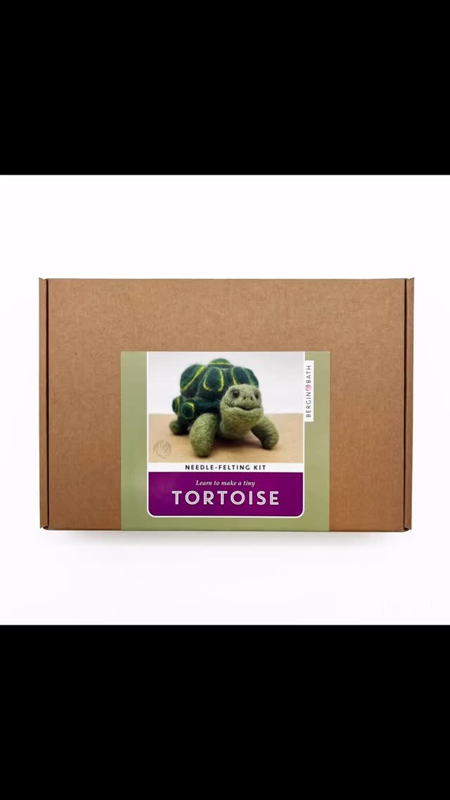 Needle felting is such a mindful craft and having a little project on the go is a wonderful way to slow down and make time to unwind. This little fella is just the job! 🐢#berginandbath #needlefelting #needlefeltingkit #etsyuk #adultcraftkit #tortoise #needlefeltedanimals