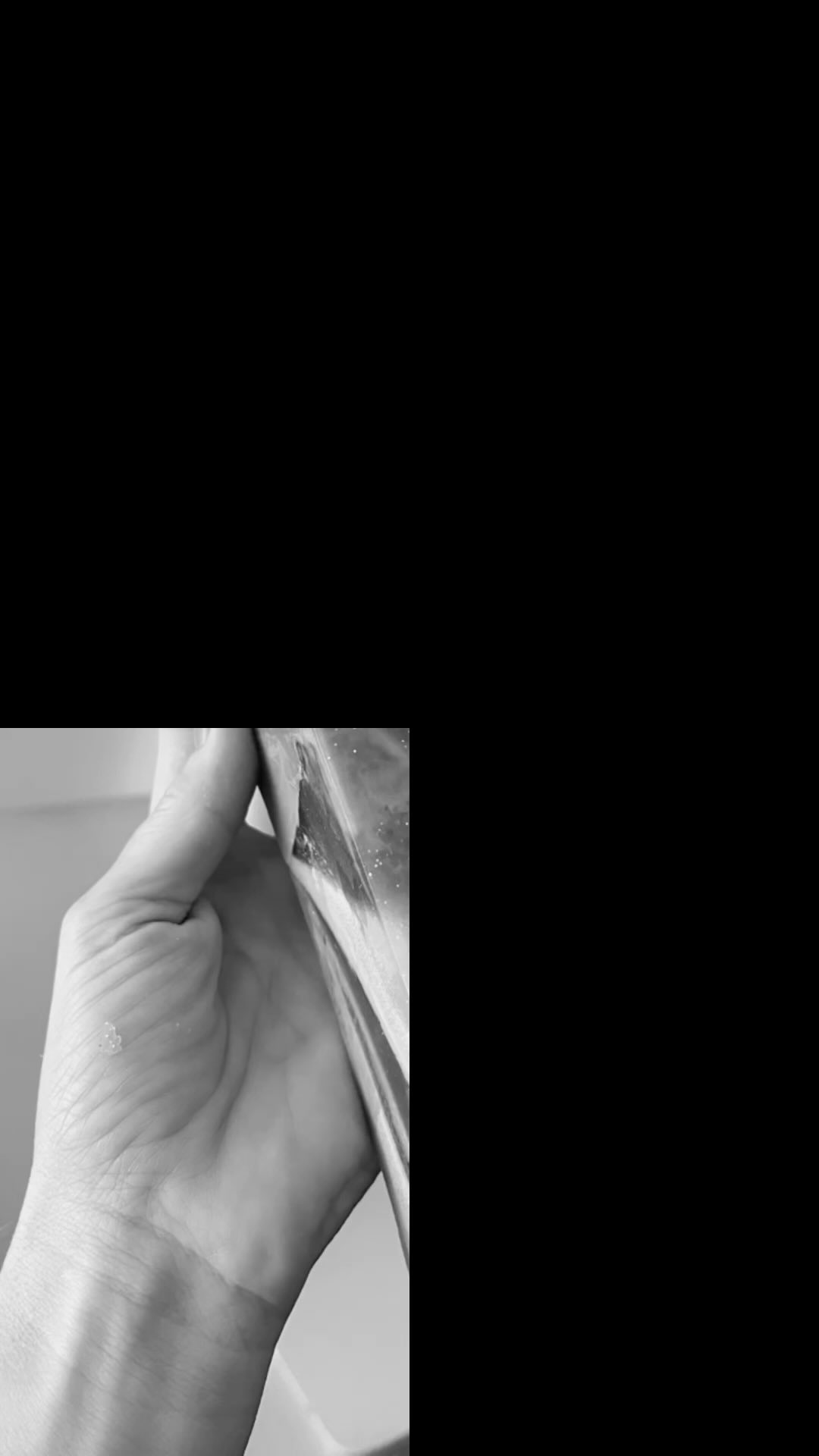 Lots of fresh beauties in the shop! Come take a look and get all the goods. ✨
#Candles #Handmade #SoyWax #CleanLiving #UniqueDesign #HomeDecor #Upcycle #EcoFriendly #ArtisanCandles #HomeVibes #HandcraftedCandles #SoyWaxBenefits #CleanHome #UniqueGifts #CoolDecor #SustainableLiving #UpcycledArt #candlelovers #siapandhonour #clean #soapbars #artisanbars