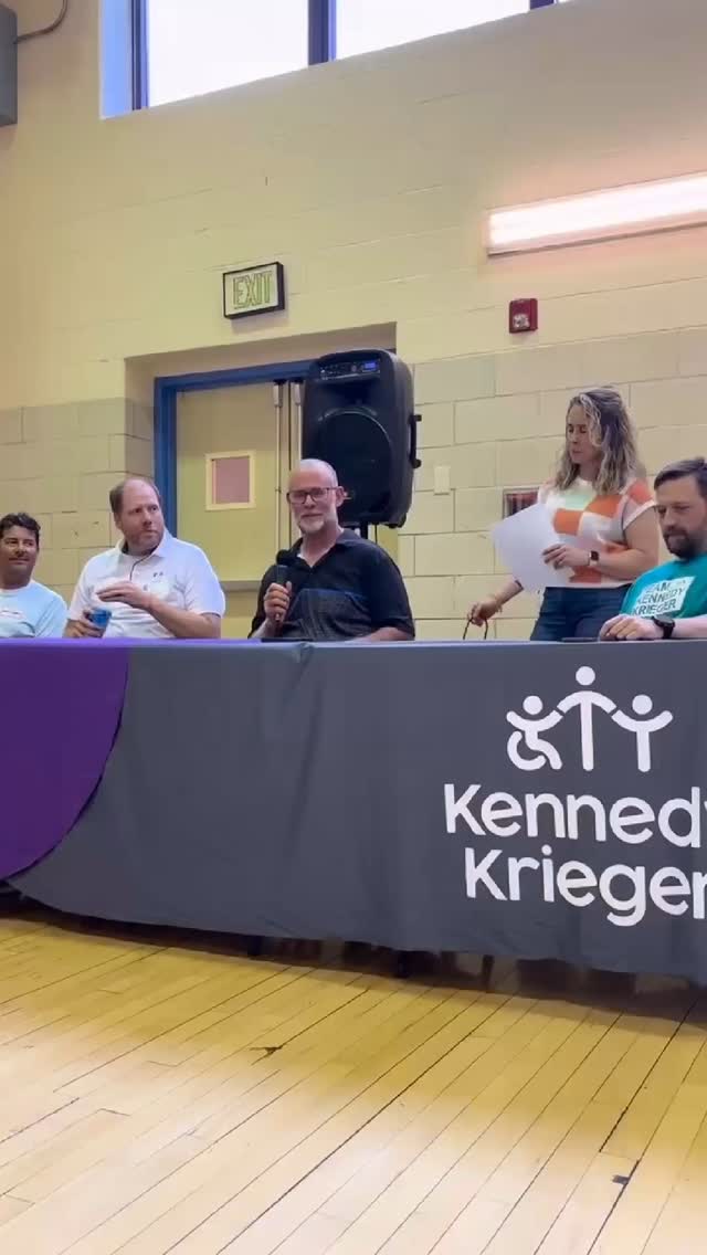 @kennedykriegerinstitute celebrated 20 year of hope this week! @whyte_malcolm participated in the panel discussion at the Adaptive Sports and Recreation Night.
⭐️Seeing adaptive sports in action can be inspiring. Don’t miss out on something that might change your life.
💡Being around others with your disability helps you learn and grow.
💪Don’t let your mind stop you. You’re capable of more than you think.
🎯Barriers exist, but we adapt, we learn, and we keep moving forward.
#disabled #disabledadventures #adaptive #overcomingchallanges #spinalinjury #wheelchair #physicaldisabilities #amputee