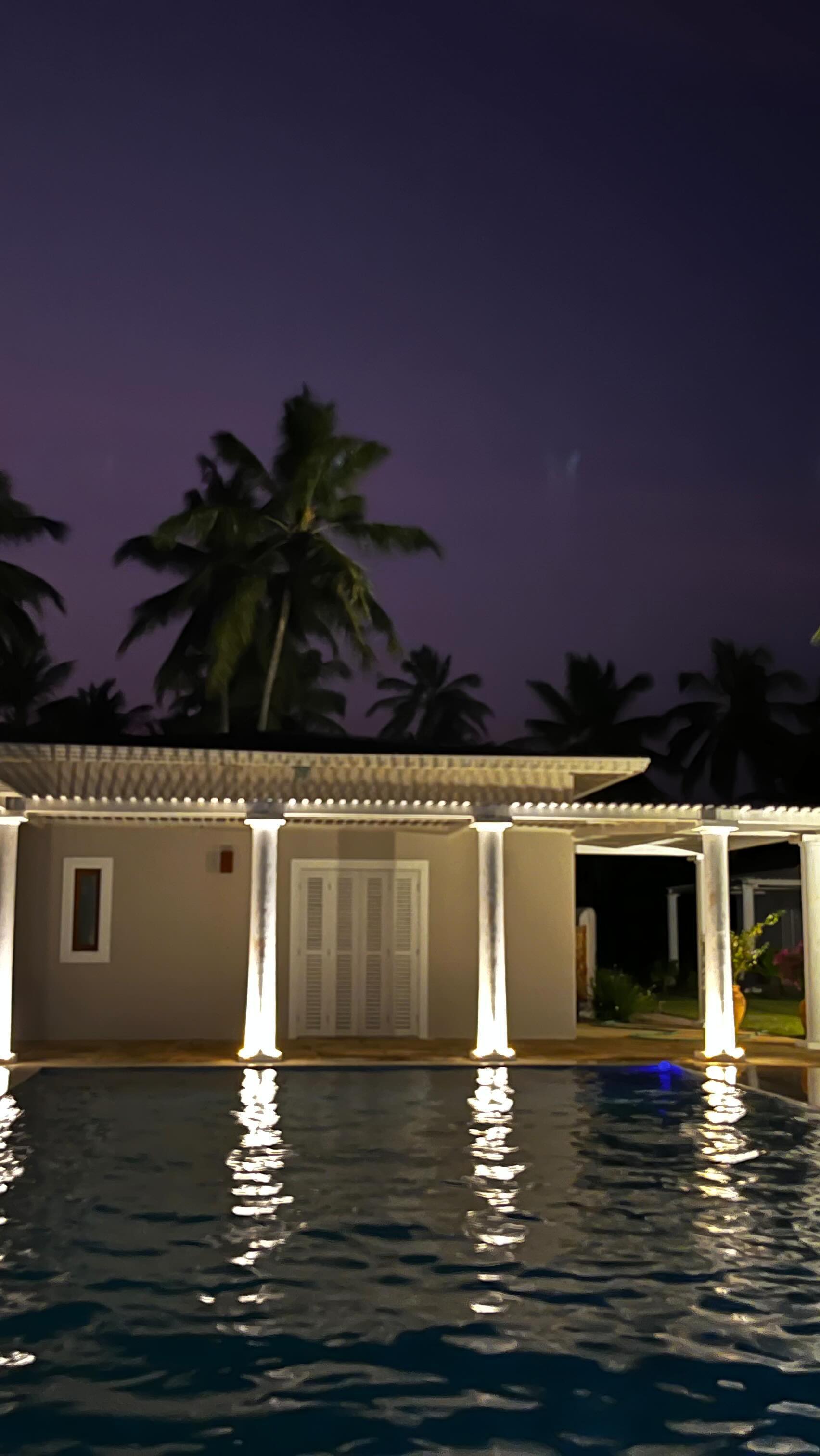 Very unreal colors of a very real place… depending on the time of the day, you’ll discover a palette of colors that are specific to that daytime…Come & see!