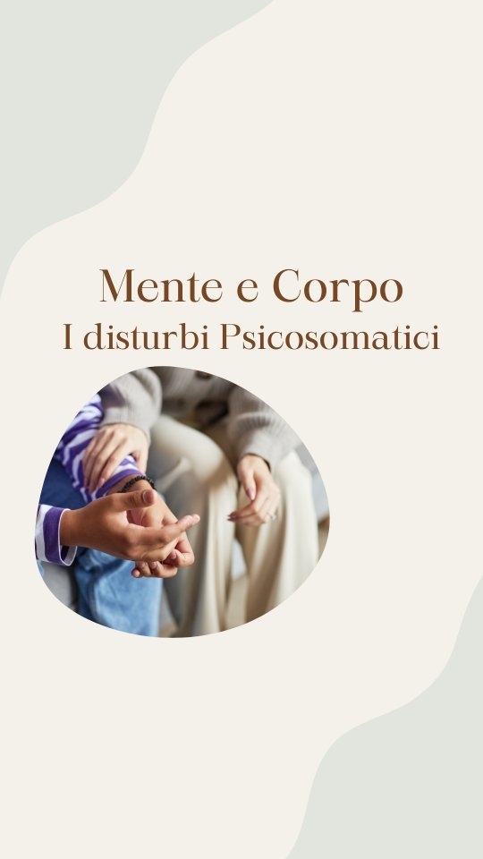 I disturbi psicosomatici nei bambini e negli adolescenti sono sempre più frequenti nel mondo occidentale 🌍
• Cosa succede?
Si tratta di una persona che non riesce ad esternare delle tensioni;
il così detto "accumulo e poi esplodo".
In questo caso l'accumulo di emozioni e tensioni esplodono in sintomi fisici come malessere addominale, cefalea, mal di schiena, spossatezza e molti altri sintomi che non hanno però alcuna causa medica👩⚕️
• Quale è la causa?
L'ambiente che lo circonda, asilo, scuola, anche solo l'ambiente sportivo che spesso si frequenta
• Come intervenire?
In primis è consigliabile un confronto pediatrico per escludere la possibile patologia.
Dopodiché, se si conferma essere una somatizzazione, è consigliabile fornire ASCOLTO e non minimizzare il problema.
Accogliere ed essere presenti affinché il/la bambino/a o l'adolescente, ritrovi fiducia e riesca ad esternare il disagio che sta tenendo stretto dentro di sé.
Mamma e papà, chiedete aiuto ad un professionista
per poter affrontare al meglio questo delicato momento 💞
@elisabettalandi_pedagogista
@pedagogista_cristina
@pillole_di_pedagogia_consigli
#bambini #mamma #papà #famiglia #ascolto #psicologia #pedagogia #collaborazjone