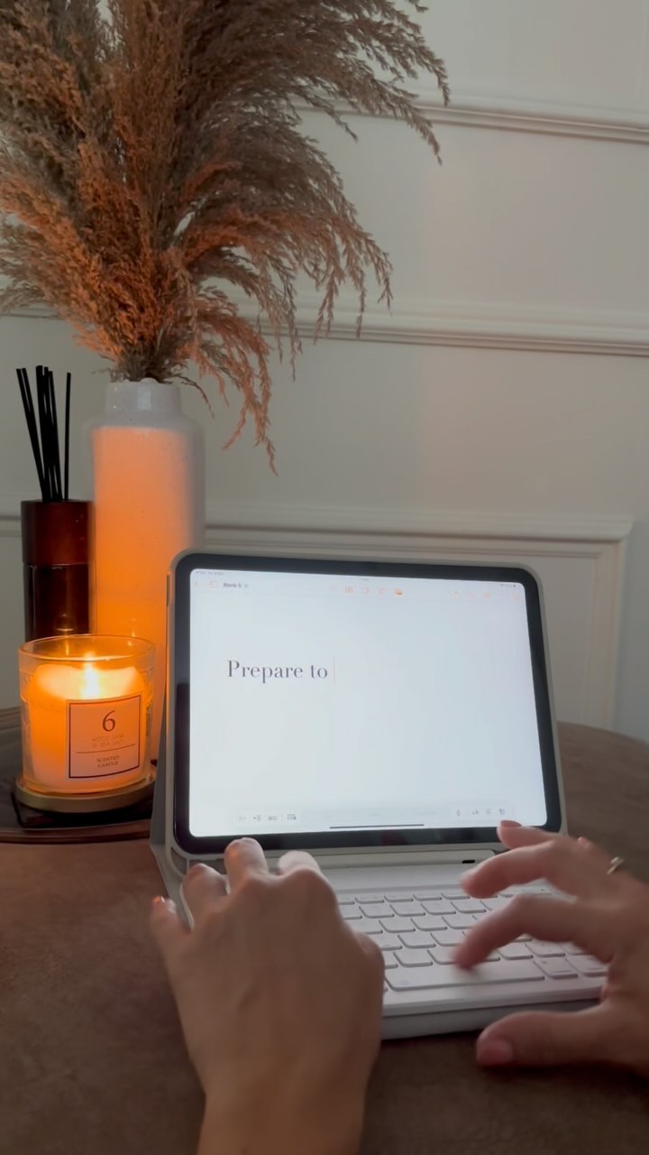 These results were too good not to share!!! 🤯
My beautiful client wanted to rejuvenate her skin on the neck and décolleté
These areas along with the face and hands can be the age giveaways……🫣
After all age is just a number 🥰
#skincare #selfcare #skinconfidence #ageinggracefully #beautiful #results #decollete #neck #rejuvenation #restore #treatment