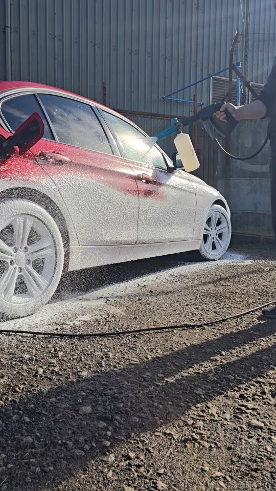 No better treatment than a deap clean!
Full interior hoover and steam clean
Exterior decontamination wash and sealant
#deepclean #mobiledetailing #aberdeenshire #bmw #3series