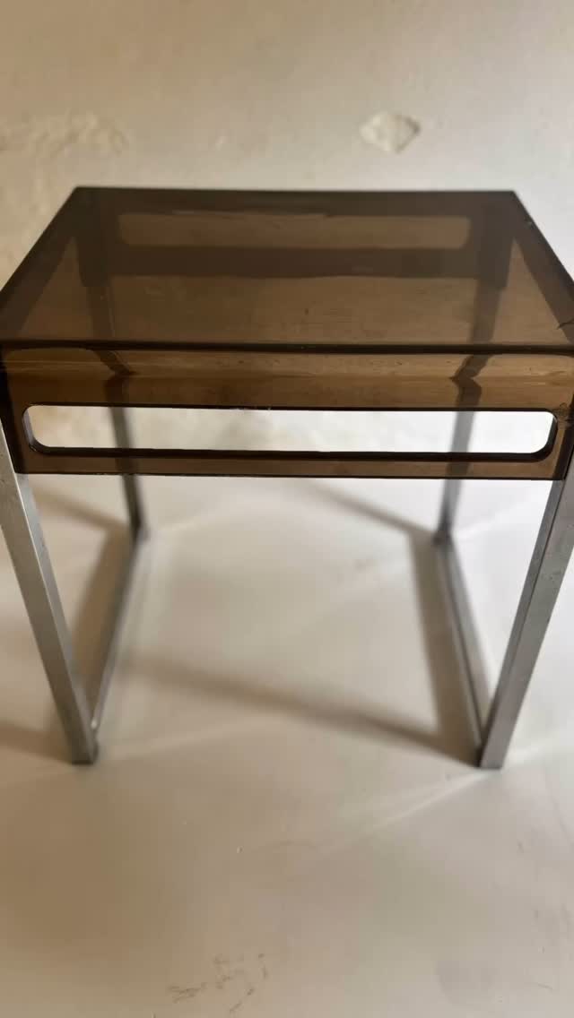 Table d’appoint Marc Berthier #vintage #brocante #brocanteenligne #1970 #1970design #1960 #design #1970style #1980 #prisunic #prisunicdesign