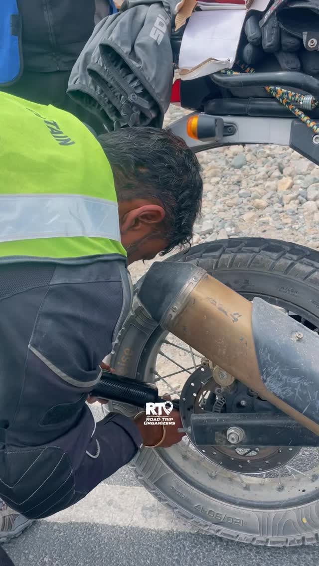 Ladakh? Not safe for bike? 😏
Shut the clutch up.
Not when you ride with the right crew.
We don’t just go to Ladakh —
we conquer it. 🏍️💨
#Roadtriporganizers #RTOtrips #Roadtrip #maharashtratourism #ladakhbiketrip #Ladakh #bikerofinstagram #bikelife #instadaily #bikereels