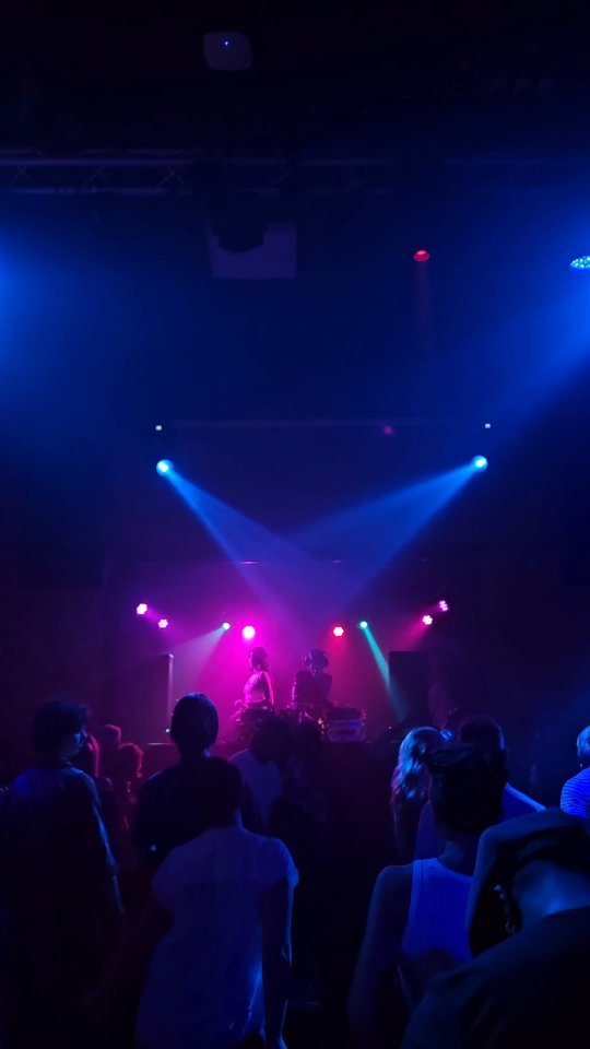 Our squad runs deep 👊🏽🤍 #gamerfriends #gamechat #fortnite #housemusic #gamingmemes