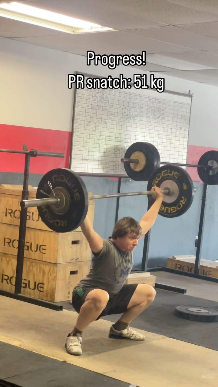 Great progress from Riley Smitka! Here he is with a PR snatch of 51 kg. Still some kinks to work out, but the movement is looking better, confidence is growing, and all while training the lifts and for high school cross country! Great work Riley!
Stronger Every Day!
.
.
.
.
.
#champions #strongereveryday #weightlifting #snatch #olympiclifting #personalrecord #usaw #usaweightlifting #olympics #kc #kansascity #beastmode