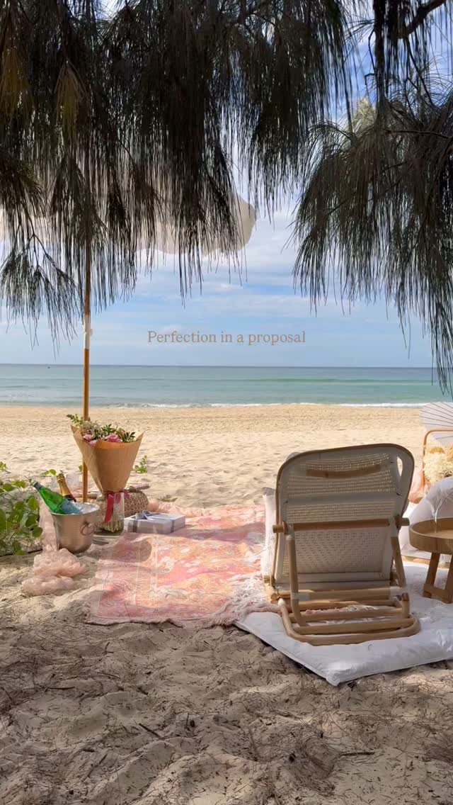 Peaceful, private and cosy. The three ingredients for a perfect moment to say YES 💍
Our Premium Proposal Package in Pastel Pink is a gorgeous addition to Noosa Beaches.
#noosapicnics #shesaidyes #proposalplanner #luxurypicnic #sunshinecoastpicnics #noosatourism