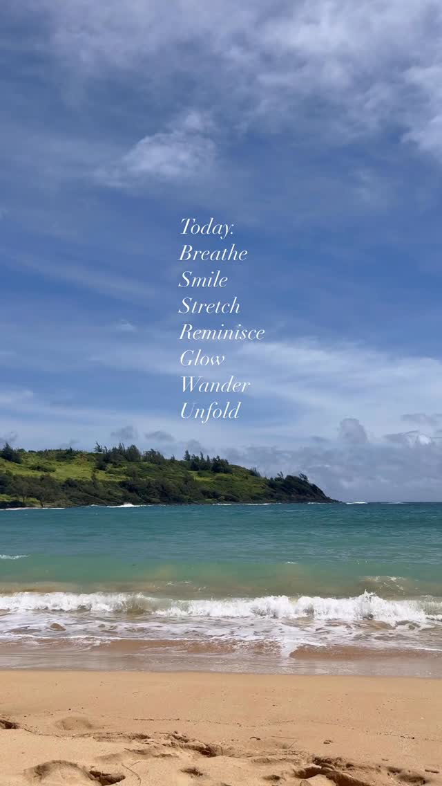 The energy of Summer’s all around us, but it’s okay to slow down. Breathe, stretch, and just be
Have a great Weekend! 🫶