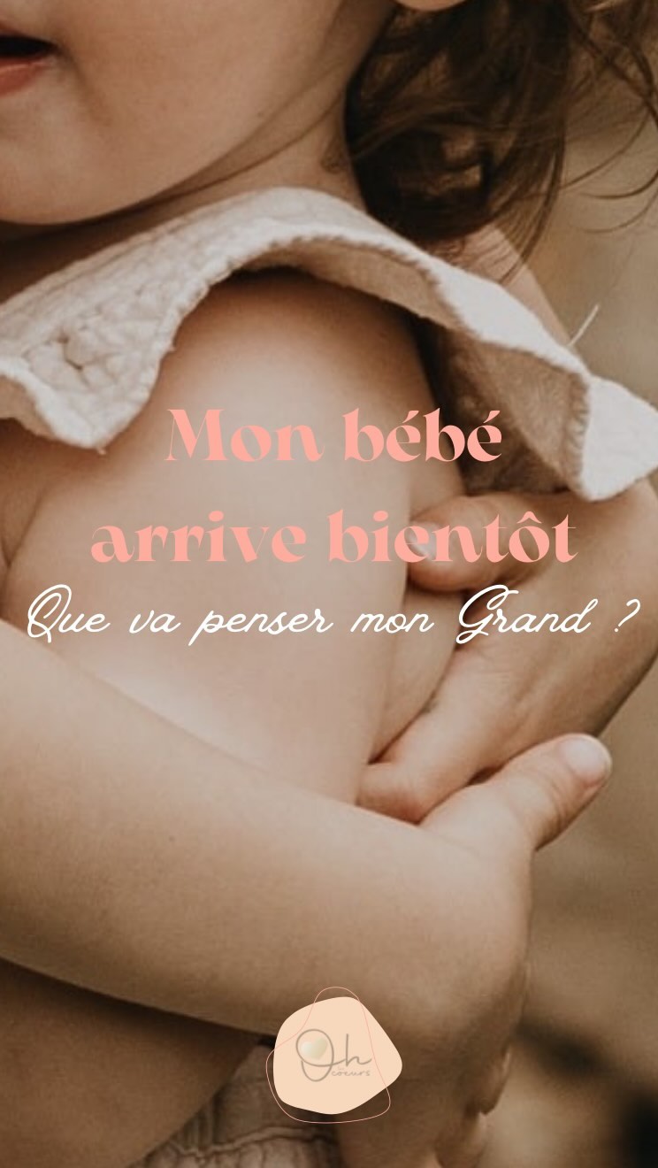 👶 La rencontre entre le nouveau-né et ses aînés est un moment unique.
Je n’oublierai jamais ce moment unique ! C’était incroyable et c’est souvent le cas quand vous me partagez vos histoires ❤️. Notre premier nous paraît tellement grand, changé, comme metamorphosé même durant ces quelques petits jours à la maternité ! Observer son regard, être à l’affût de la moindre réaction comme pour toujours plus anticiper et une fois encore le protéger. Et voir ce regard s’illuminer ✨.
Je me rappelle avoir découvert mon Alba tour impressionnée 😍 et émue …
Et je m’apprête à revivre ce moment d’ici quelques semaines avec une dose supplémentaire d’amour 🥹
Je te donne un petit conseil qui a faire ses preuves...
Pour éviter la jalousie et permettre une transition douce, il est préférable de ne pas présenter bébé dans tes bras. Installe-le plutôt dans un couffin ou sur un lit pour laisser à ton aîné.e le choix de venir à bébé à son rythme, ou de rester auprès de toi.
Si tu connais des familles qui se préparent à l’arrivée d’un nouveau bébé, partage-leur ce conseil !
#rencontrefratrie #arriveebebe #conseilparentalite #freressoeurs #nouveauné