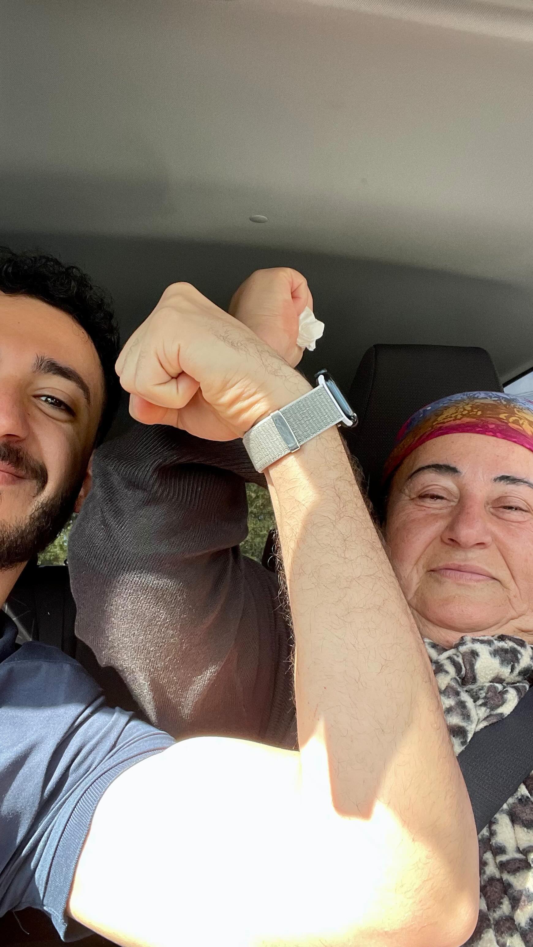 Noura doesn’t take any BS# from no one! Like a “man” 😤😂
#acceleraterehabphysiotherapy #acceleraterehab #physiotherapy #moorebankphysio #physiosyd #mobilephysio #health #ndisprovider #workercompprovider #agecare #fy #fypシ #fitnessmotivation #f #nouraandsam #carchat #weightlosstransformation #standonyourfeet #likeaman