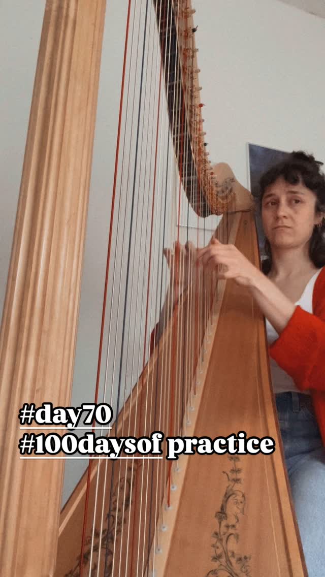 Back at it - with beautiful „Opening“ by Philip Glass. There are 30 days of practice left, what do you wanna see? Running out of ideas 🤫
.
.
.
.
.
.
.
.
.
.
.
.
.
#harp #harpist #arrangements #philipglass #opening #musicianslife #100daysofpractice #classicalmusician #berlinmusician #solo #pianomusic #100daysofpracticechallenge